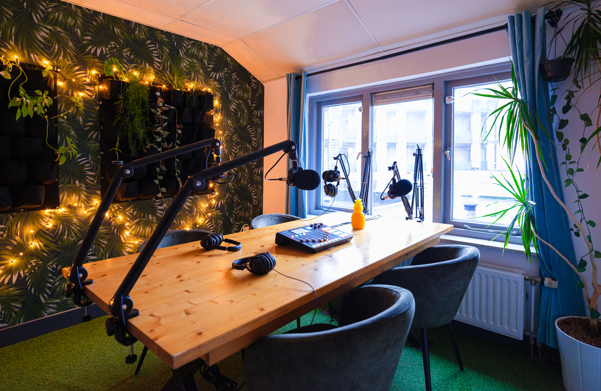Podcaststudio De Broeikas te huren in Eindhoven